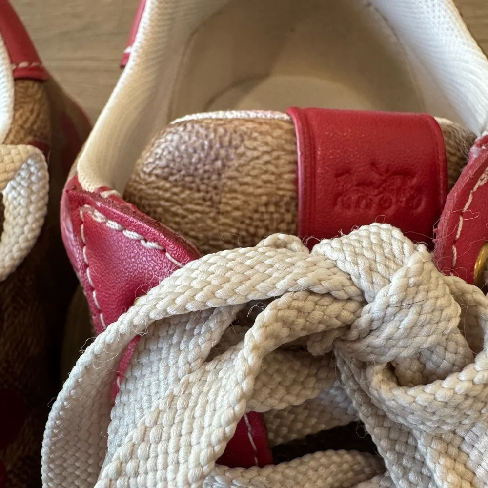 ‼️SOLD‼️Coach Lowline Low Top Sneakers In Signature Canvas With Res Heart Print - Picture 12 of 15